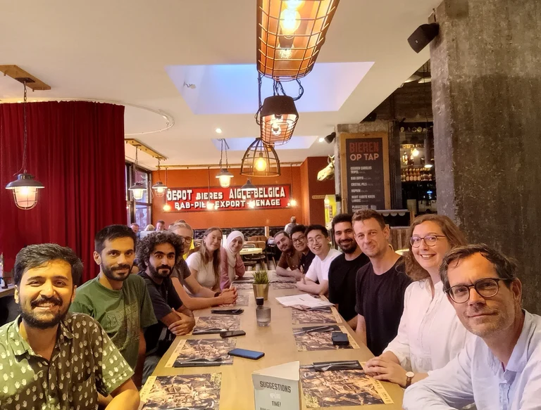 Lab Retreat 2_Team Dinner 1.jpg